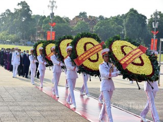 Lãnh đạo Đảng, Nhà nước vào Lăng viếng Chủ tịch Hồ Chí Minh